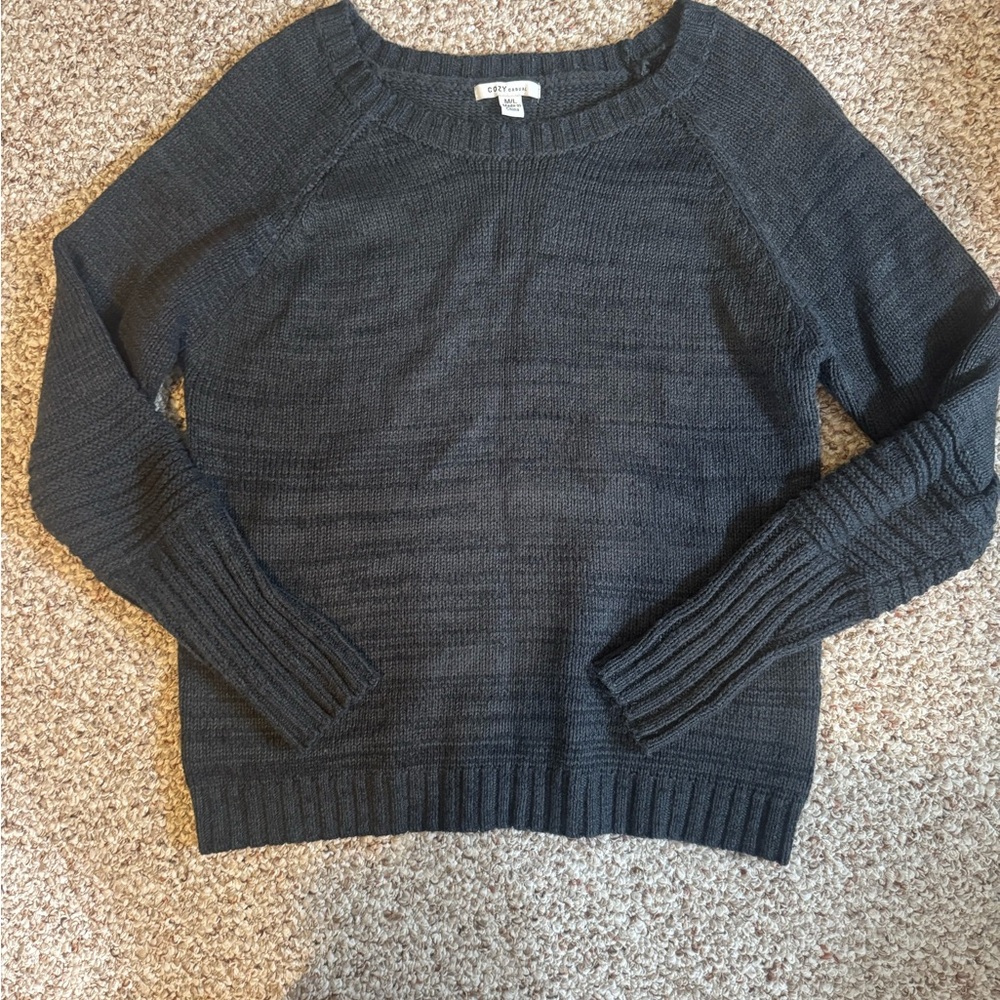 Cozy Casual Women's Charcoal Sweater - Picture 1 of 6